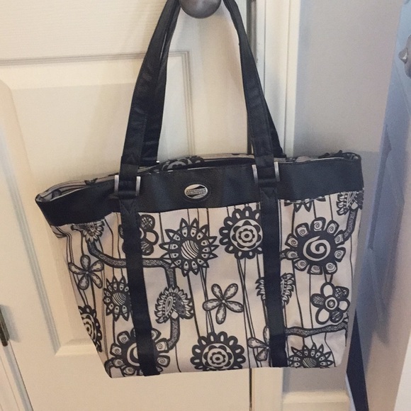 american tourister overnight tote